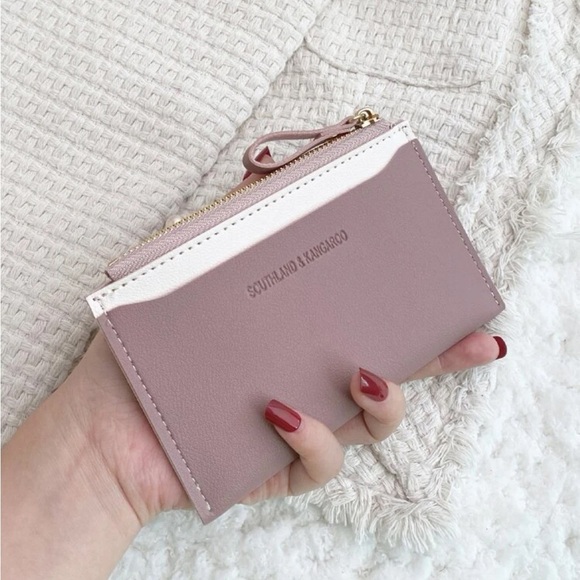 ⚠️Clearance Lilac Purple And White Slim Wallet / Cardholder - Picture 1 of 3